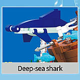 Акваріум із затонулим кораблем розвиваючий конструктор настільна декорація креативна та забавна модель піратського корабля, фото 8