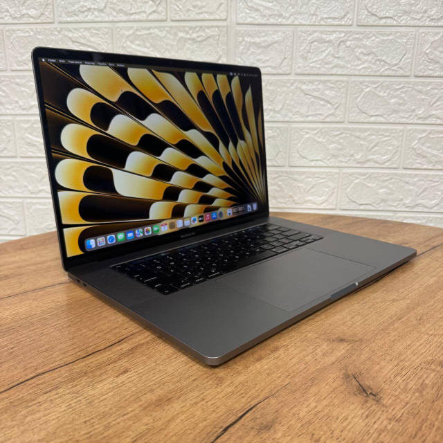 Ультрабук Apple MacBook Pro 16 2019 A2141/ 16
