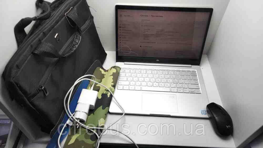 Ноутбук Б/У Xiaomi Mi Notebook Air 13.3"2019(Intel Core i7-8550U 1.8GHz/Ram 8GB/SSD512GB/nVidia GeForce MX250)