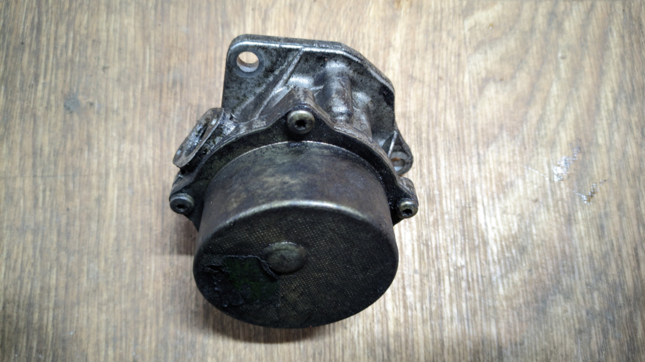 Вакуумний насос Renault Trafic, Opel Vivaro 1.9, 2001-2006, 8200689330 (Б/У)