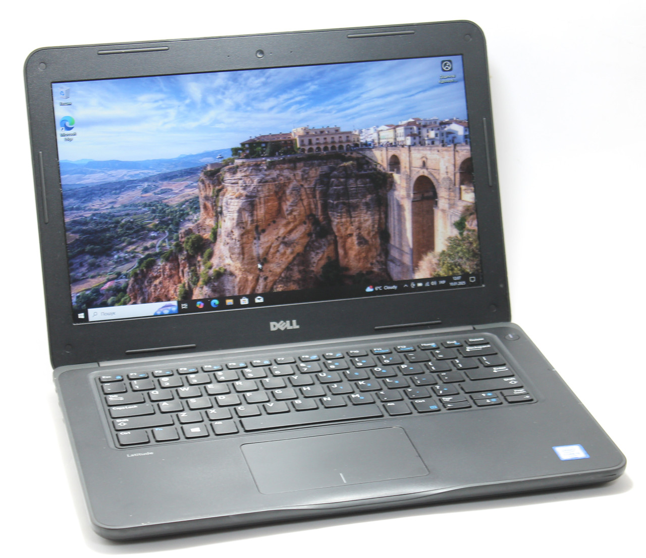 Ноутбук Dell Latitude 3380 core i3 (6 Gen) 13.3" від 4Gb DDR3l + від 320Gb HDD, Windows 10 Pro, фото 1