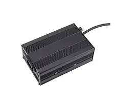 Зарядний пристрій для акумулятора Voltronic YT-366-AGM 36V,6A,+ крокодили,135x90x50mm