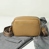 Жіноча сумка 10453 крос-боді на ремінці бежева, фото 2