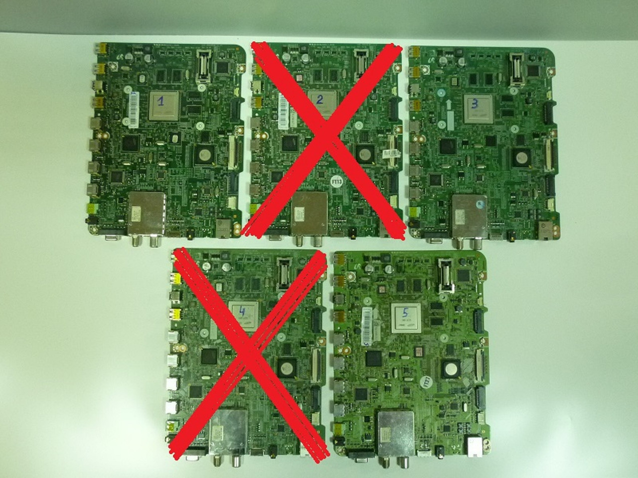 Неробочі материнські плати BN41-01587E для телевізорів Samsung UExxD65xx