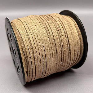 1 м - Шнур замшевий 2,5 мм - капучино з блиском