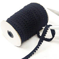 Тасьма з помпонами