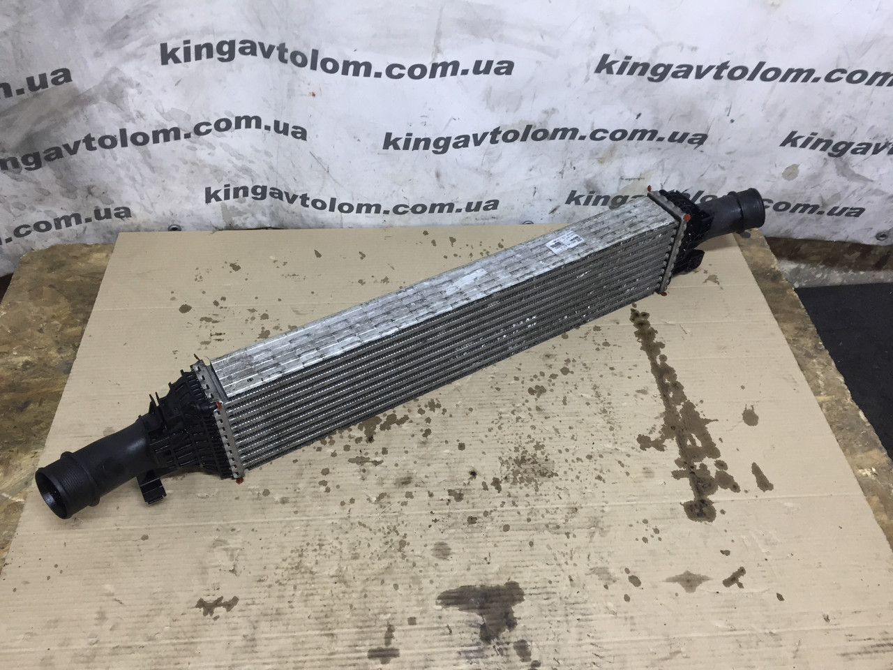 Радіатор інтеркулера Audi A4 B8 8K0145805G
