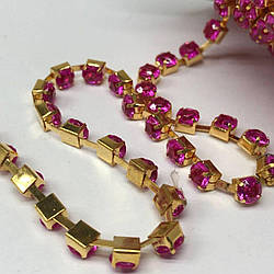 1м - Стразовий ланцюг SS 18 (4,5 мм) Акриловий малиновий кристал у золоті