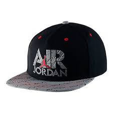 Бейсболка Air Jordan Stencil Snapback 707249-010