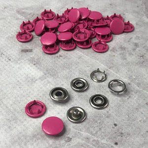 Кнопка Baby 9,5м з закритою шляпкою Малиновий 50шт. (146)