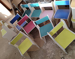 Дитячий стільчик зі спинкою