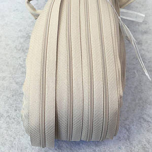 Рулонна блискавка типу "Спіраль" Т-3 (200м.), світло-бежева