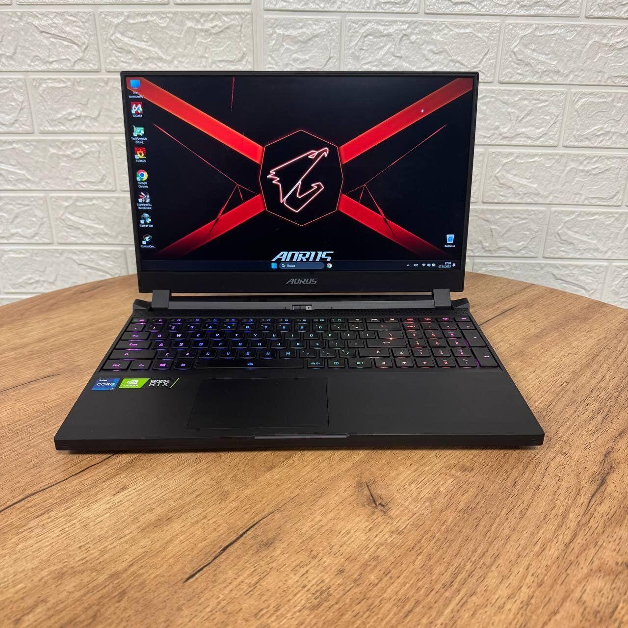 Б/в Ігровий ноутбук Б-клас Gigabyte Aorus 15P YD 15.6" 1920x1080| i7-11800H| 32GB RAM| 1000GB SSD| RTX 3080 16GB