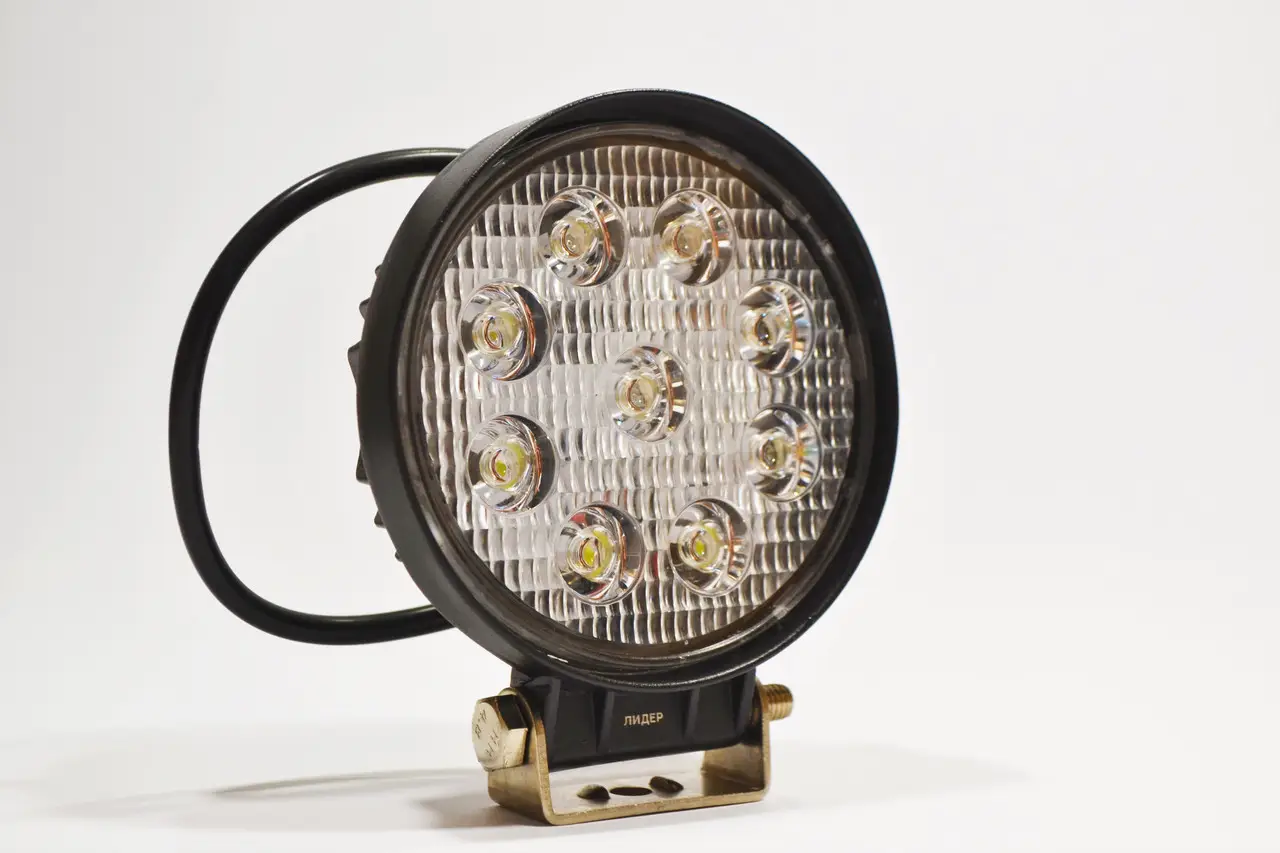 Світлодіодна LED-фара кругла 27 Вт 60° для автомобілів, 3 Вт*9 ламп, широкий кут освітлення, робоча фара, фото 1