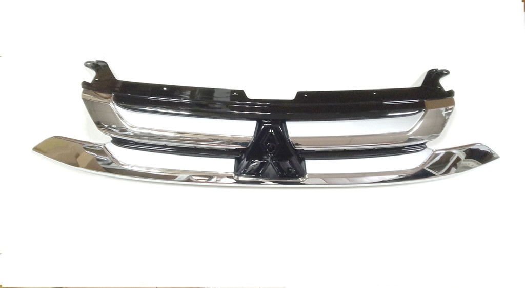 Решітка радіатора МАТОМІ 7450A967 Аутлендер III