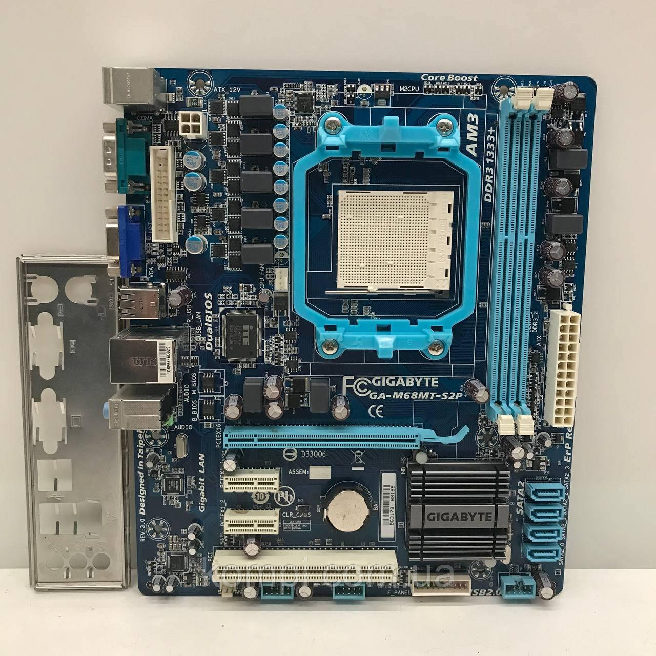 Материнська плата sAM3 Gigabyte GA-M68MT-S2P (Soket AM3,DDR3,б/у)