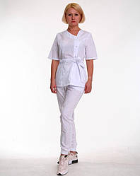 Медичний жіночий костюм білого кольору з поясом (з 42 по 56 р)
