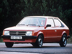 Лобове скло OPEL KADETT D, триплекс