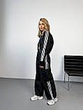 Жіночий спортивний костюм із плащової тканини з брюками карго, фото 2