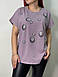 Яскрава подовжена жіноча футболка з принтом, фото 4