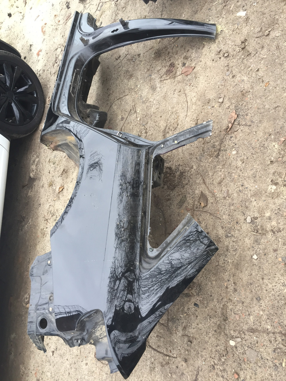 Заднє ліве крило універсал Audi A4 B8 8K9810099
