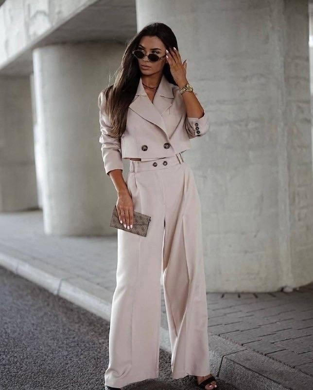Жіночий костюм трендовий укорочений однобортний жакет та штани палаццо, фото 1