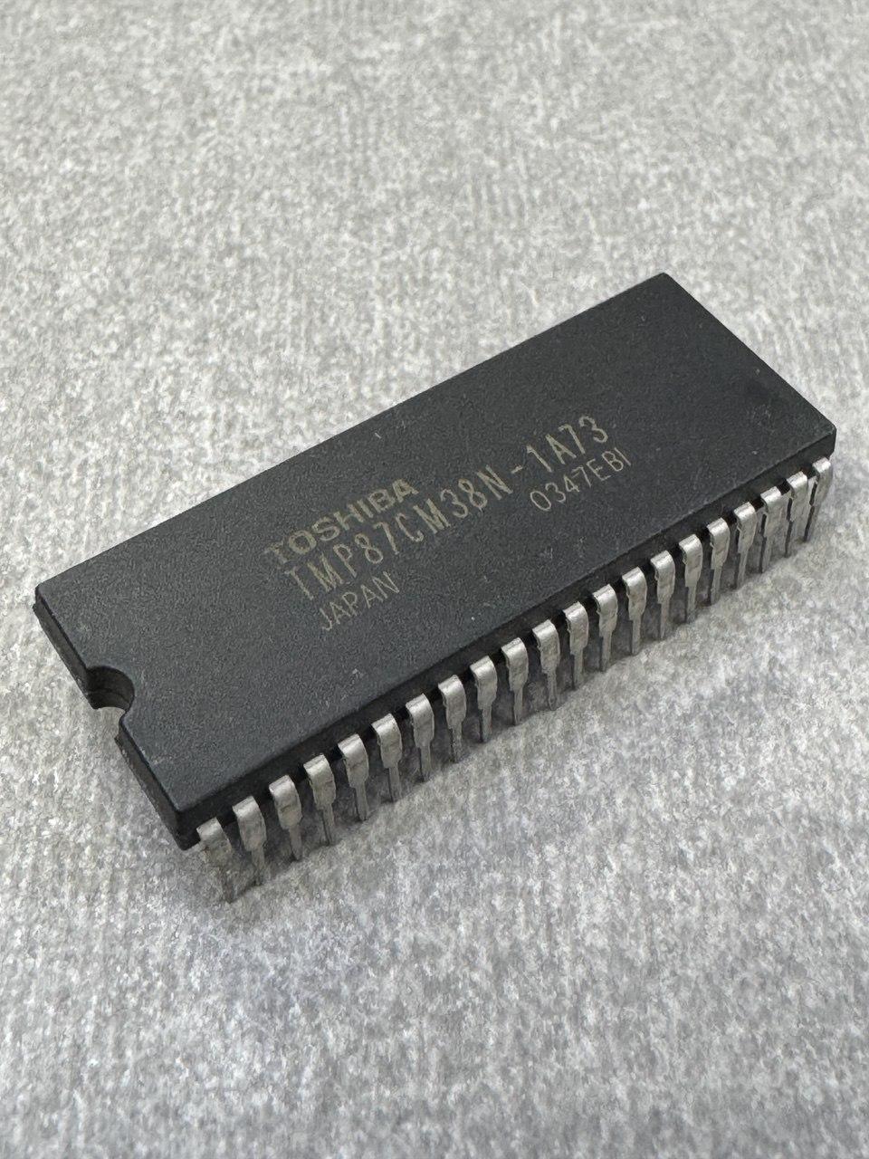 Мікросхема TMP87CM38N-1A73, фото 1