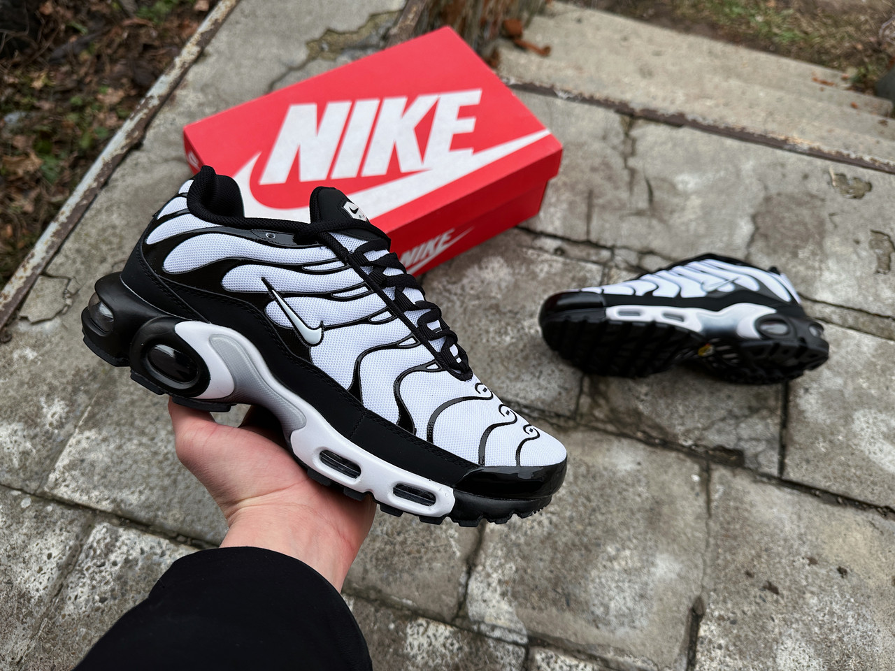 Чоловічі кросівки Nike Air Max Plus TN Grey Black сірі з чорним
