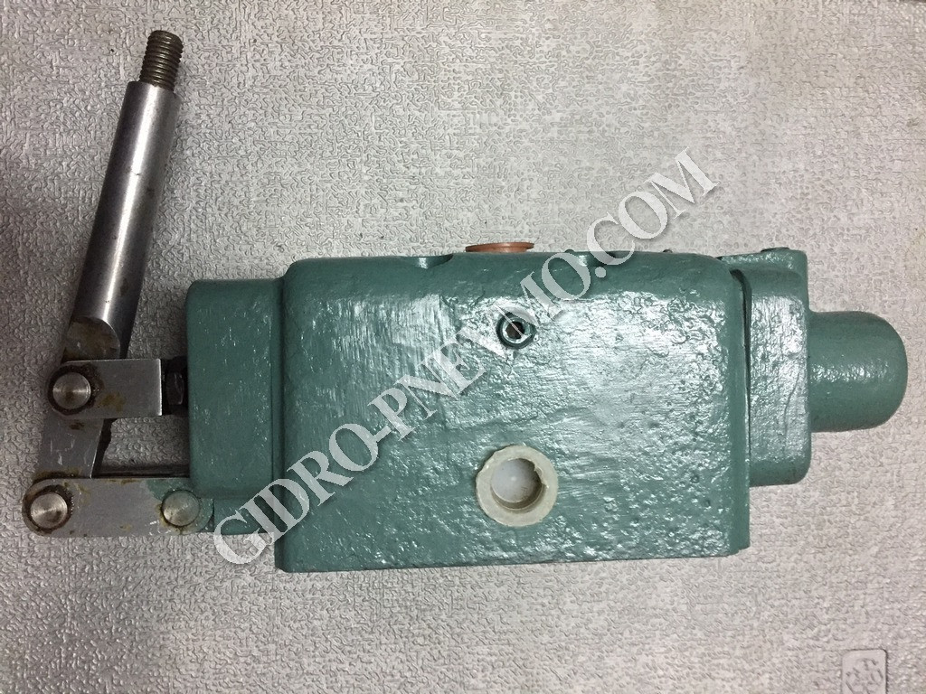 Гідророзподільник БГ74-13