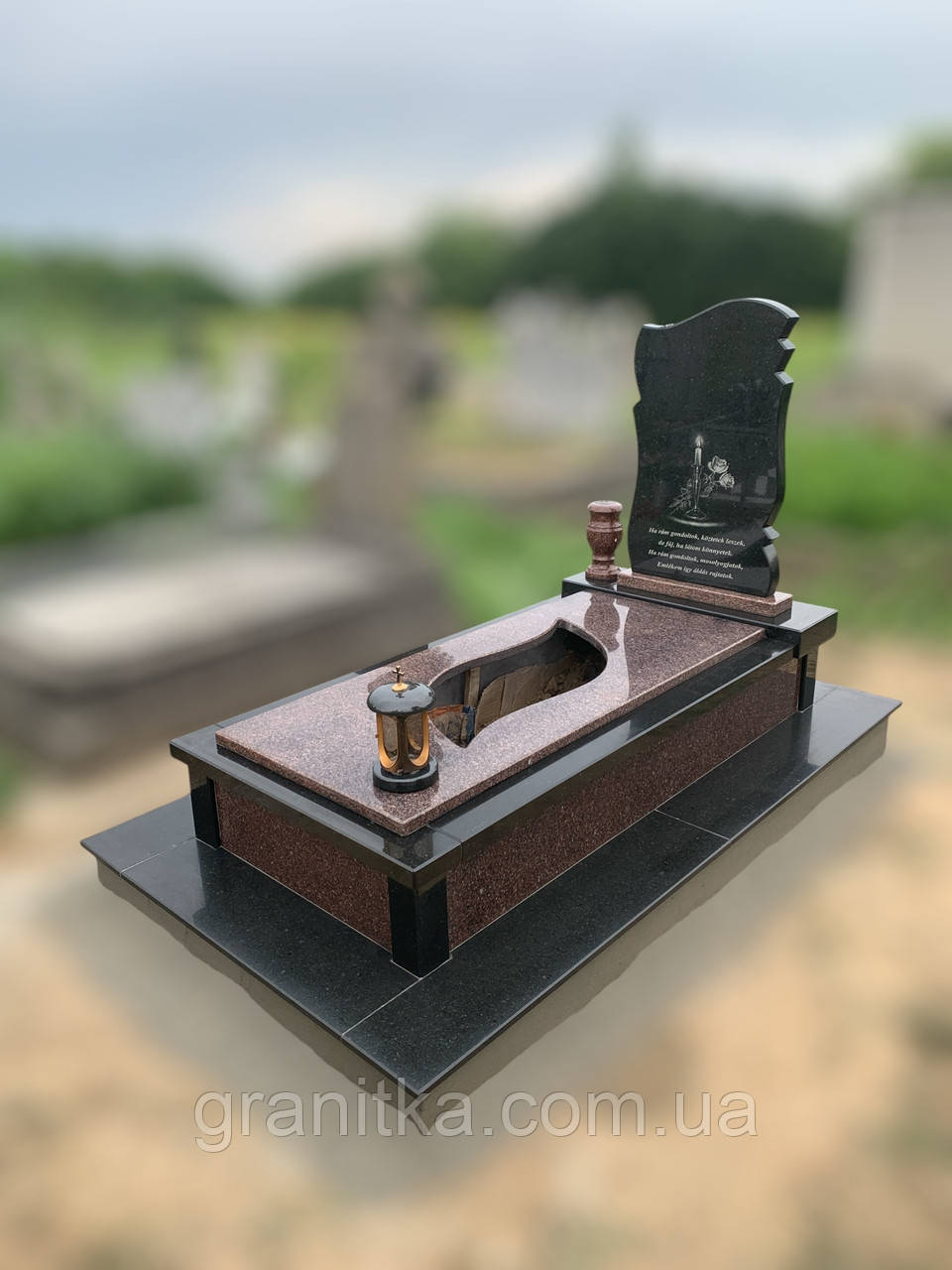 Памятник одинарний чорно-коричневий граніт 123