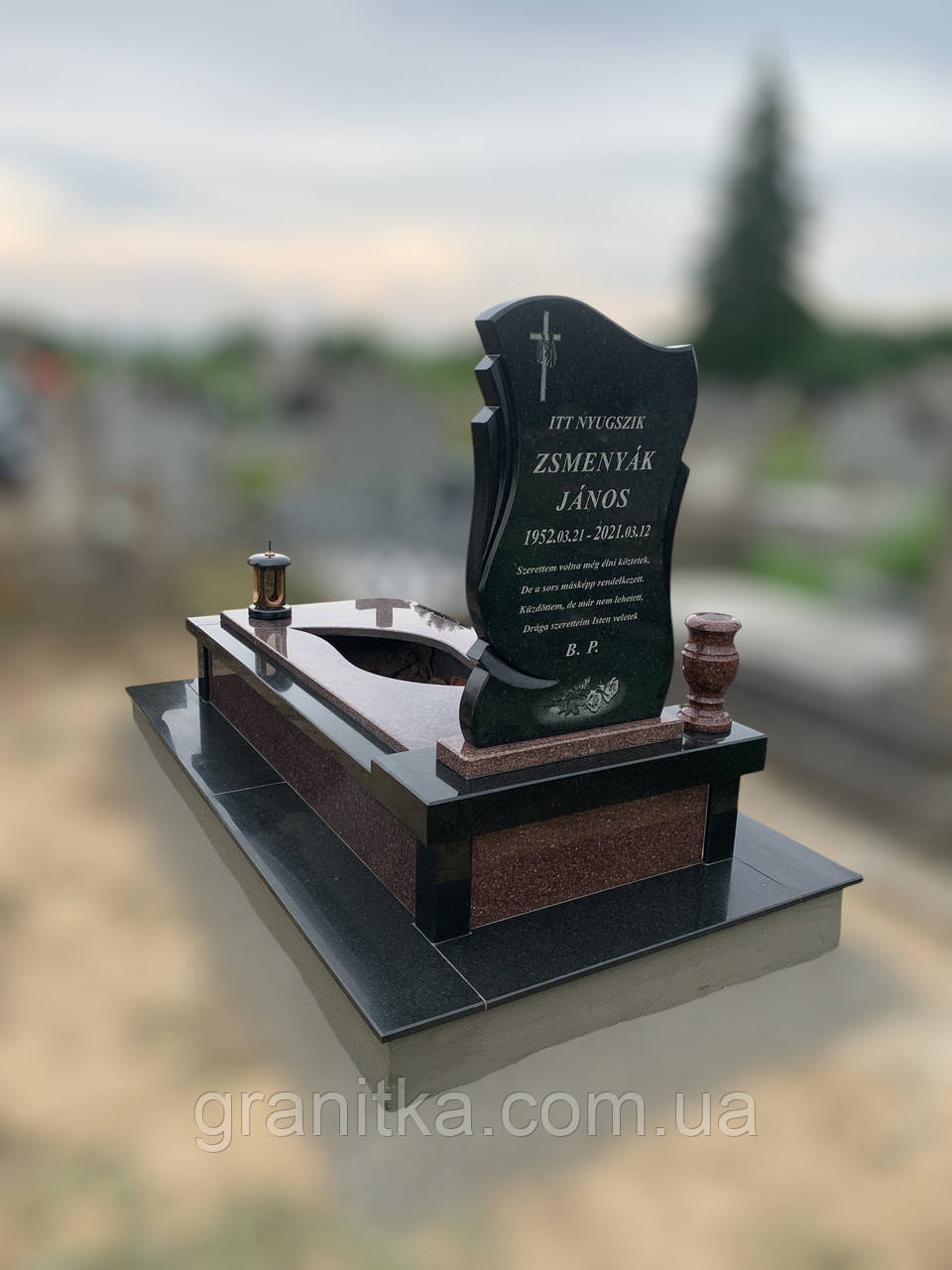 Памятник одинарний чорно-коричневий граніт 122