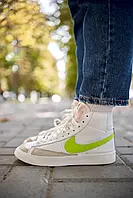 Білі жіночі кросівки Nike Blazer High White Green Logo х Блейзер 36