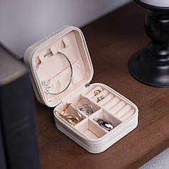 ОРГАНАЙЗЕР ДЛЯ ПРИКРАС