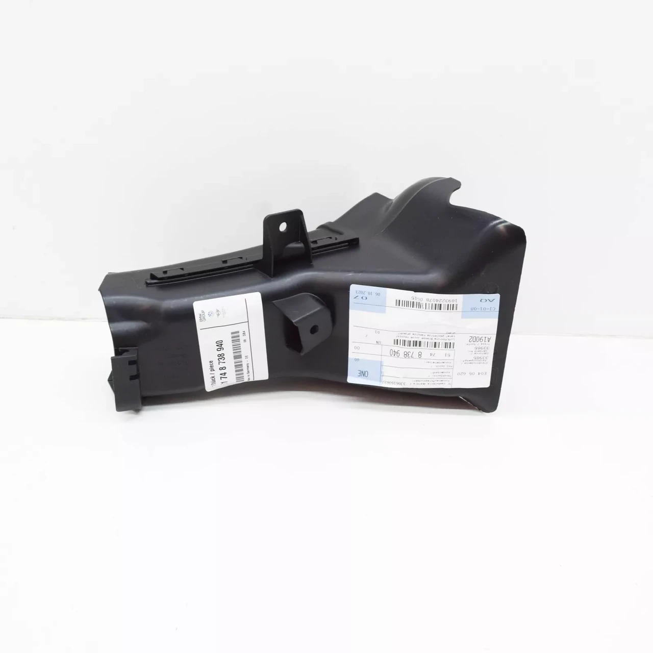 Повітропровід гальм передній правий BMW g26, 51748738940