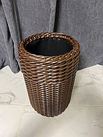 Коричневий ротанговий кошик плетений