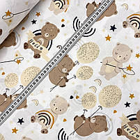 Турецька бавовняна тканина ранфорс "Бежеві ведмедики з повітряними кулями та веселками" 240 см, фото 3