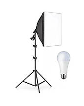 Комплект постійного студійного світла софтбокс Massa 50х70см на стийці