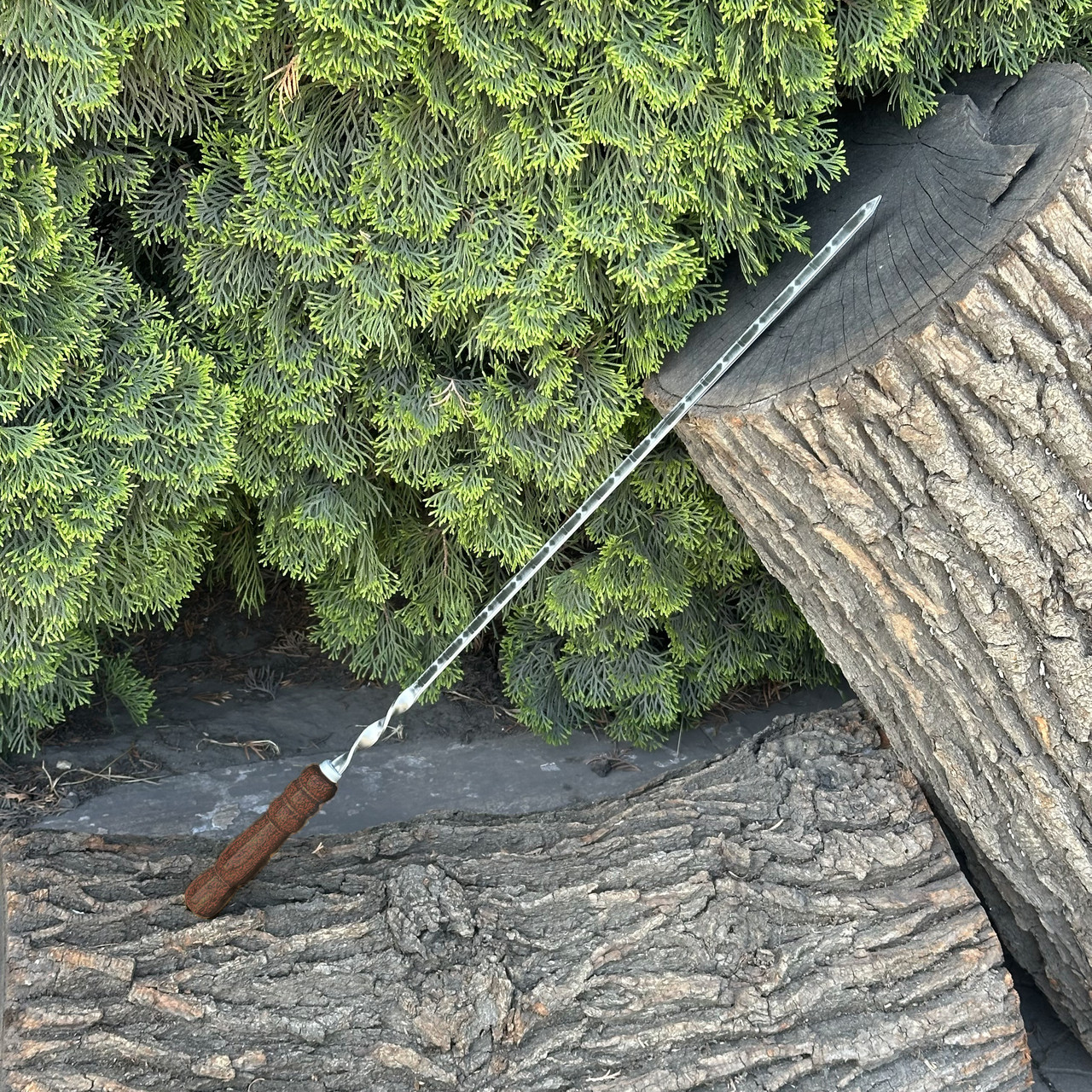 Шампур із дерев'яною ручкою 740х12х3мм Темне дерево