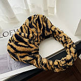 Жіноча хутряна 10451 сумка багет тигр на чорно коричнева, фото 3