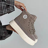 Жіночі зимові кросівки хайтопи в бежевому кольорі з натуральної замші, фото 3