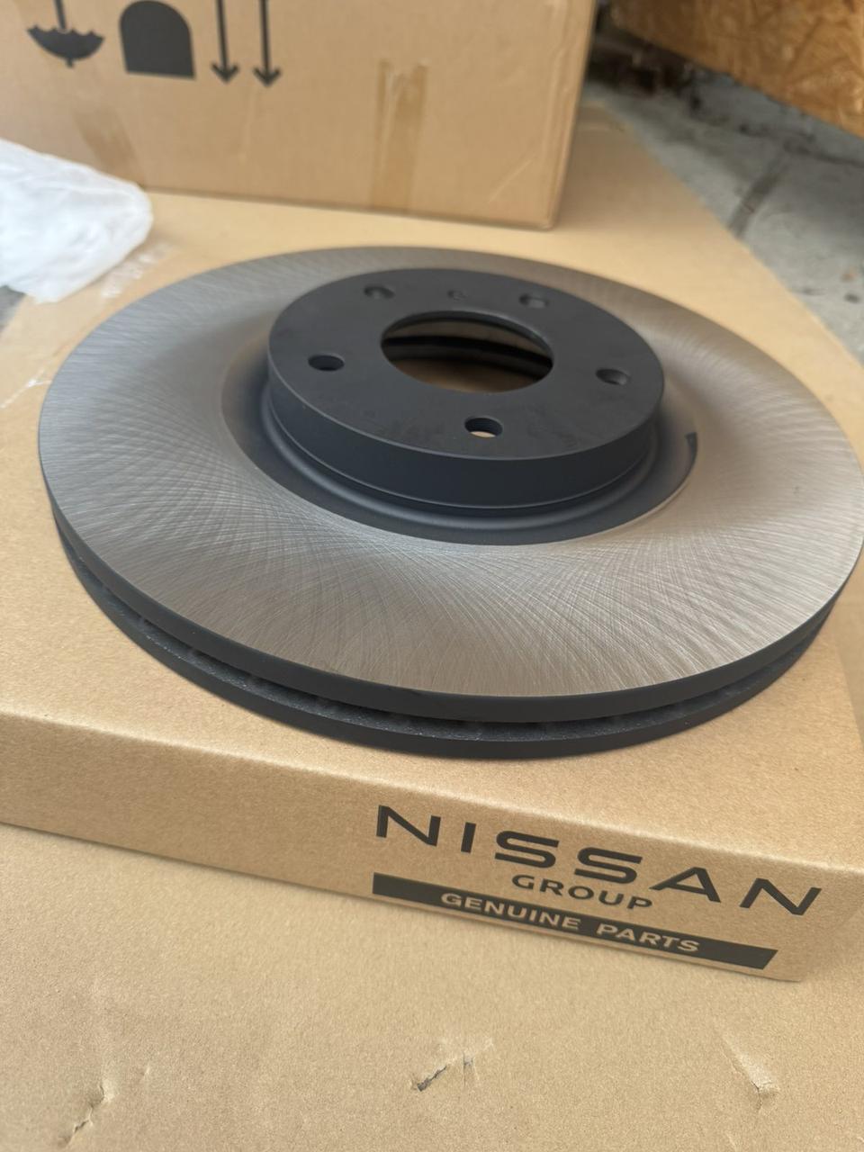 Гальмівні диски передні  INFINITI QX60 3.5 2018 Nissan Pathfinder 2012-2019, Murano 2014-2019.