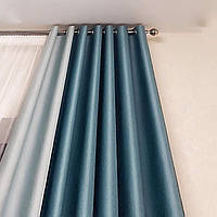 Штори на сірих люверсах