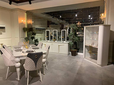 Вітрина люксова сучасна 2-х дверна, Арія