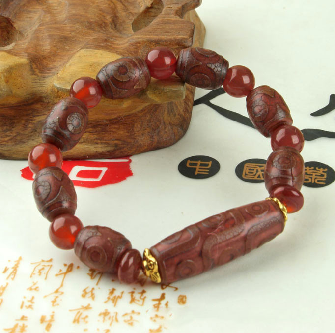 Браслет Червона ДЗІ 9 очей і сім на 3 очі
