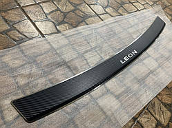 Накладка на бампер с загибом для Seat LEON III / LEON ST (2012-2020) (Carbon)
