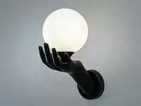 Креативне бра чорного кольору у формі руки F3618BK