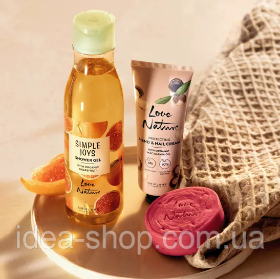 Подарунковий Косметичний набір Oriflame - Love Nature Для жінок дівчат для ванної душу