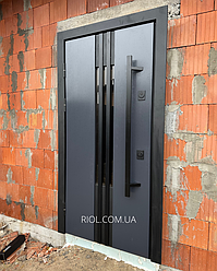 Вхідні двері з терморозривом Revolution та замками Mottura Антрацит