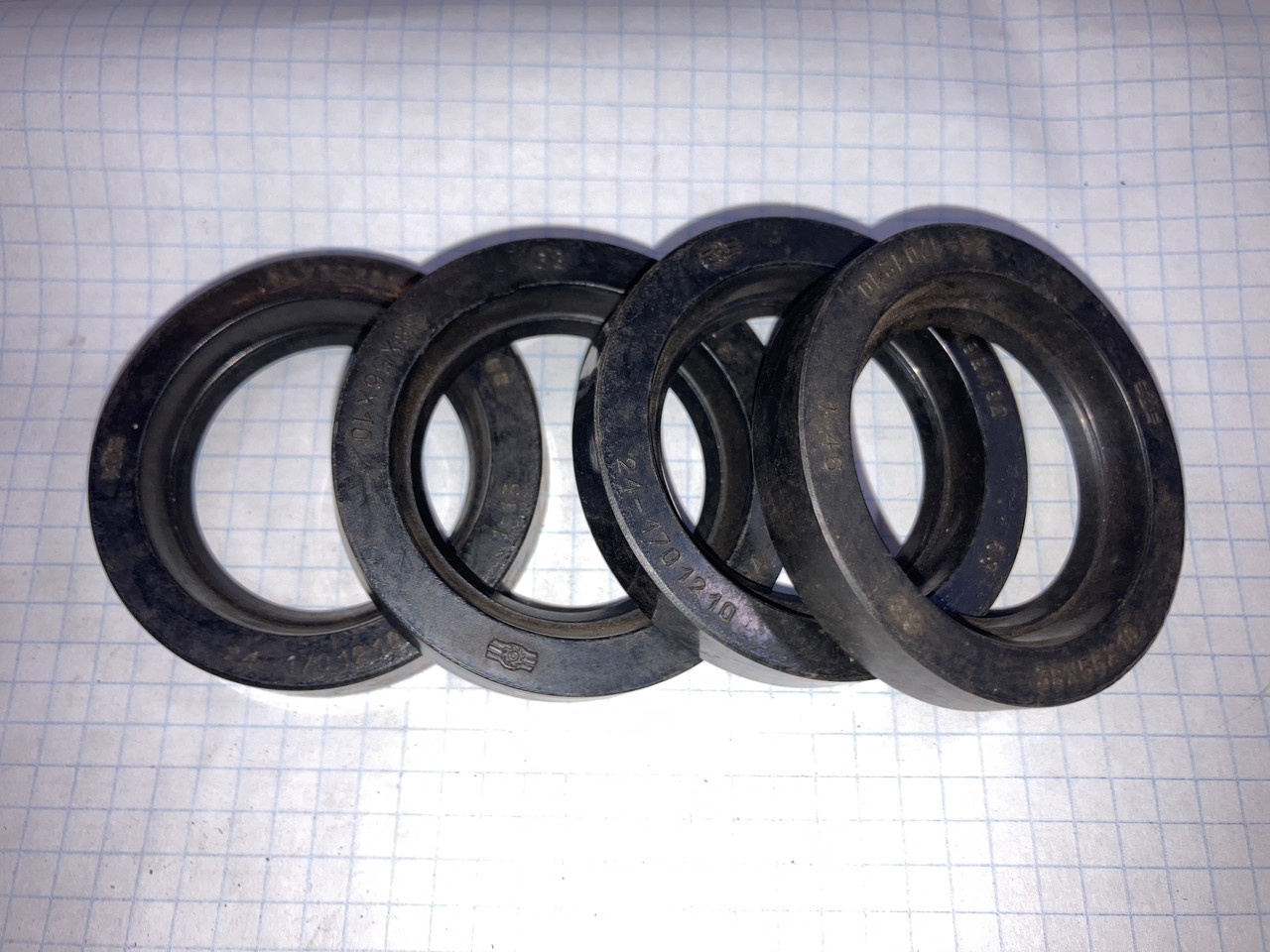 Сальник 38 56 10 КПП ГАЗ-2410 3302 вторинного валу (подовжувача)
