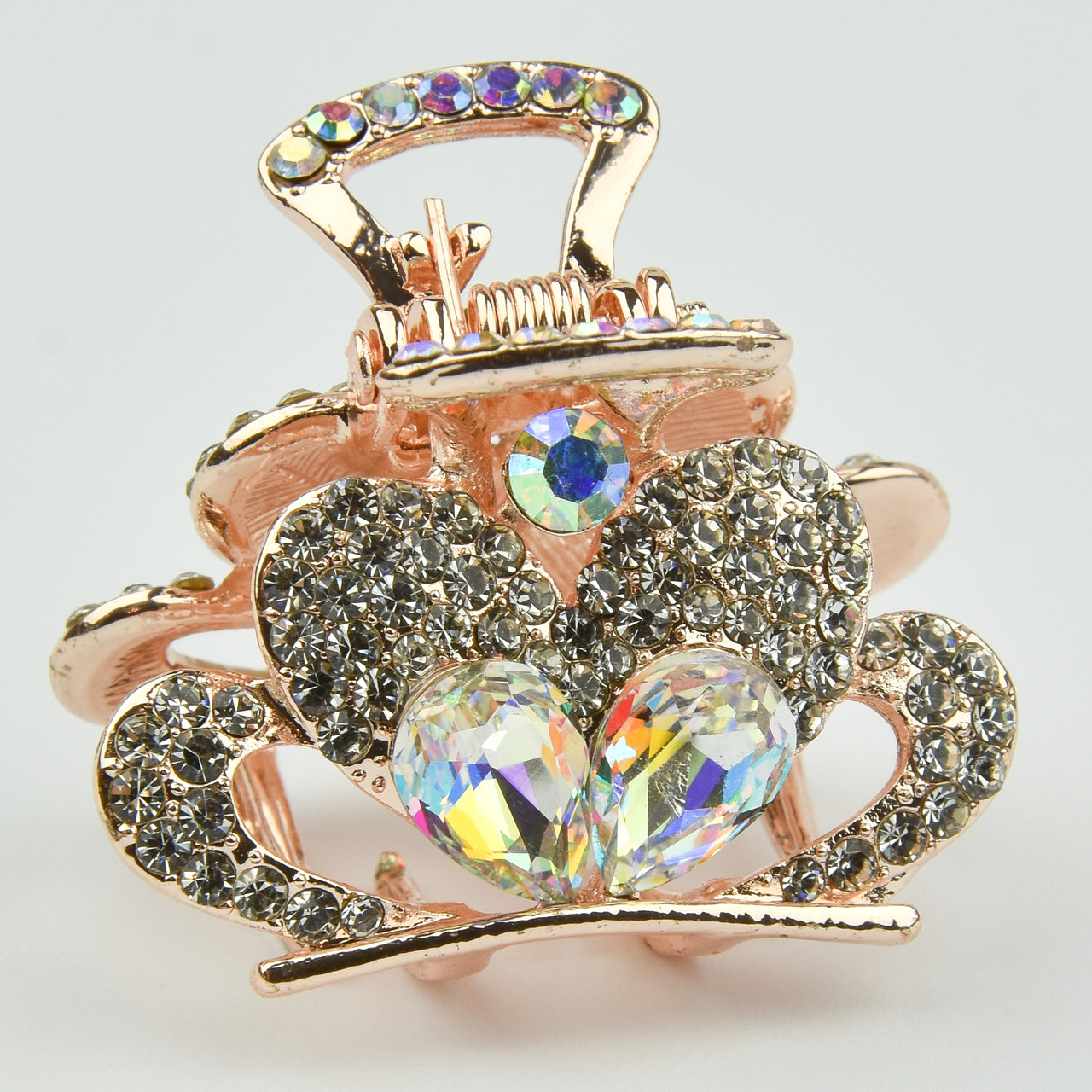 Шпилька краб металевої фірми Zaya золотистого кольору серце з переливними стразами розмір 25Х35Х25 мм